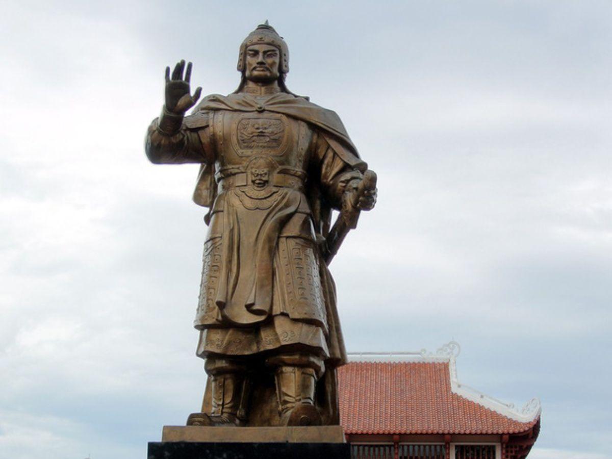 Vua Quang Trung là ai?